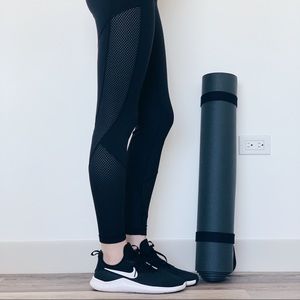 ⚡️Lululemon High-Rise Legging, Size 6